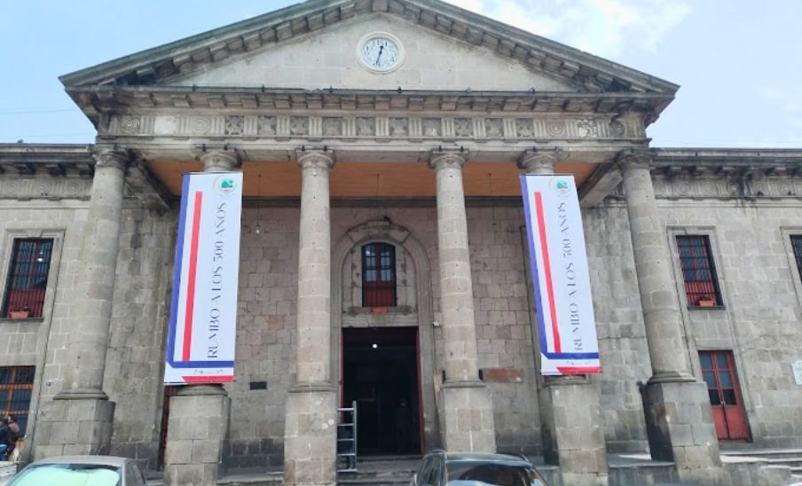 museo de historia natural de xela